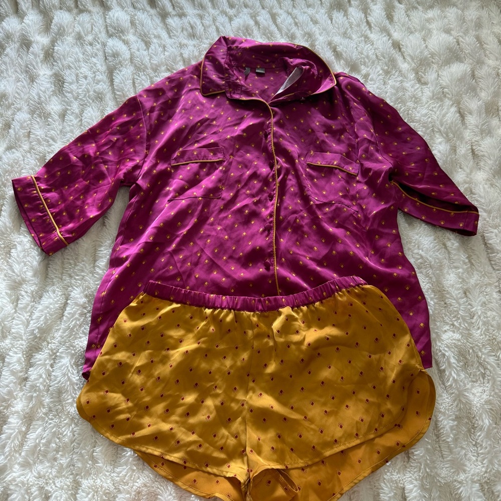 Nordstrom Chelsea 28 Silk Pajamas Size XS